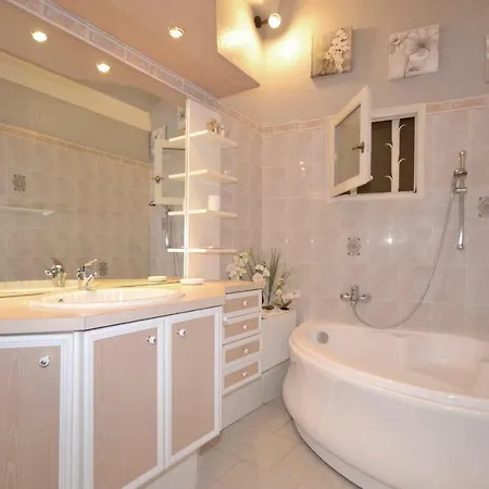 1 Bedroom Awesome In * Visan