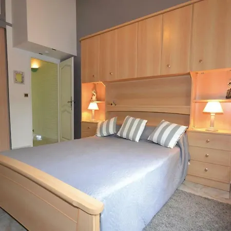 1 Bedroom Awesome In Visan